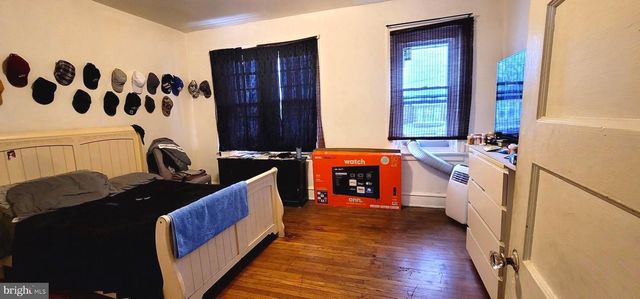 4922 N 8TH ST, Philadelphia, PA 19120