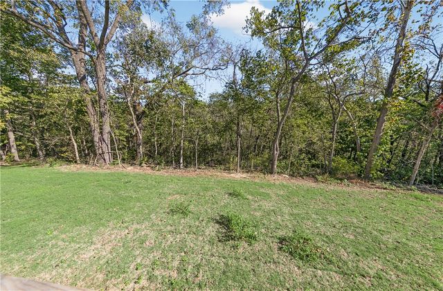 28 Lockhart Drive, Bella Vista, AR 72715