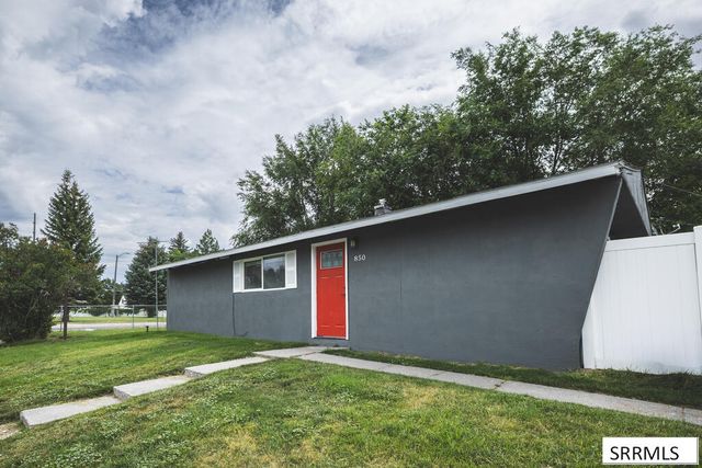 850 Royal Avenue, Idaho Falls, ID 83401