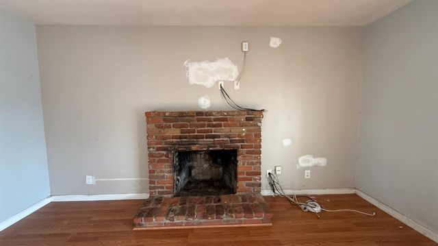 1415 Hayden Avenue, Hanford, CA 93230