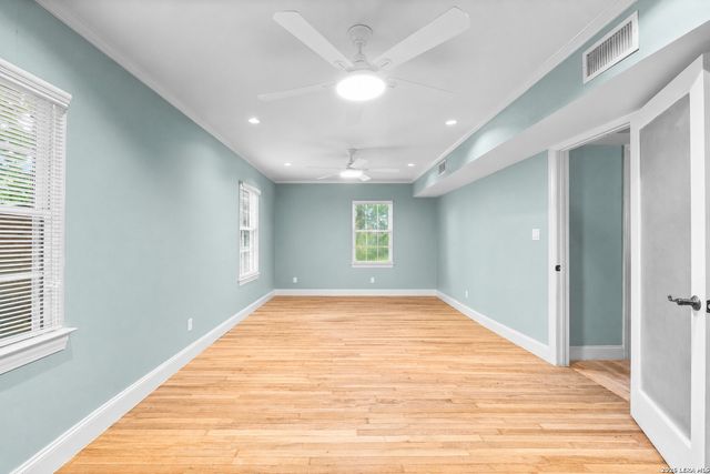 135 Blue Bonnet Blvd, Alamo Heights, TX 78209