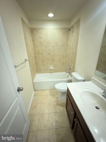7478 TANYARD KNOLL LN, Glen Burnie, MD 21060