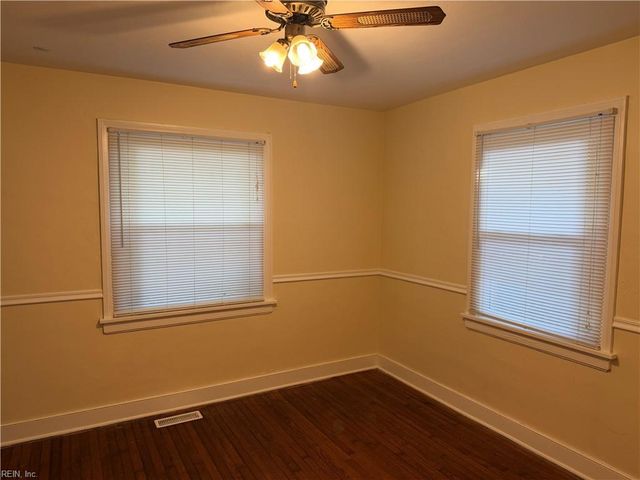 8804 Semmes AVE, Norfolk, VA 23503