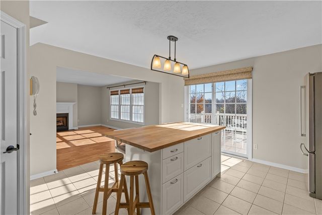 1100 Meadowbrook Dr, Canonsburg, PA 15317