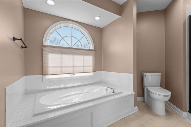 1100 Meadowbrook Dr, Canonsburg, PA 15317