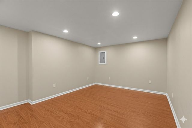 1100 Meadowbrook Dr, Canonsburg, PA 15317