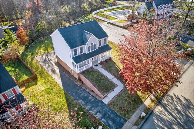 1100 Meadowbrook Dr, Canonsburg, PA 15317