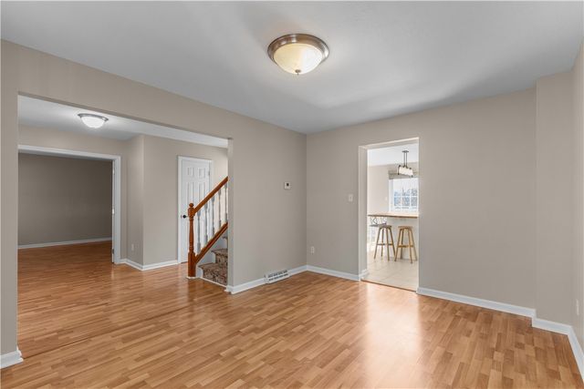 1100 Meadowbrook Dr, Canonsburg, PA 15317