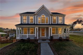 1100 Meadowbrook Dr, Canonsburg, PA 15317