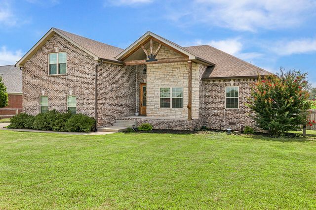 639 Jackson Rd, Portland, TN 37148