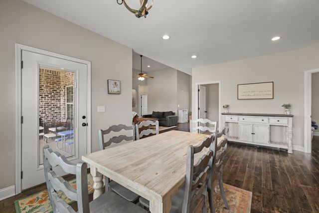 639 Jackson Rd, Portland, TN 37148