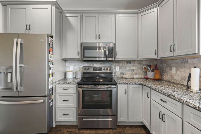 639 Jackson Rd, Portland, TN 37148