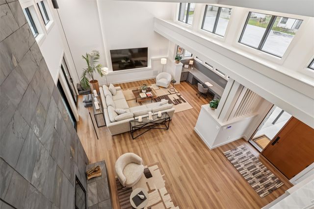 11925 Meadow Springs Drive, Johnston, IA 50131