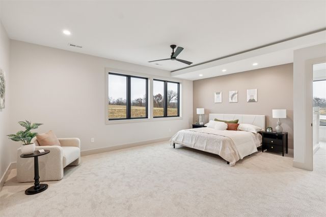 11925 Meadow Springs Drive, Johnston, IA 50131