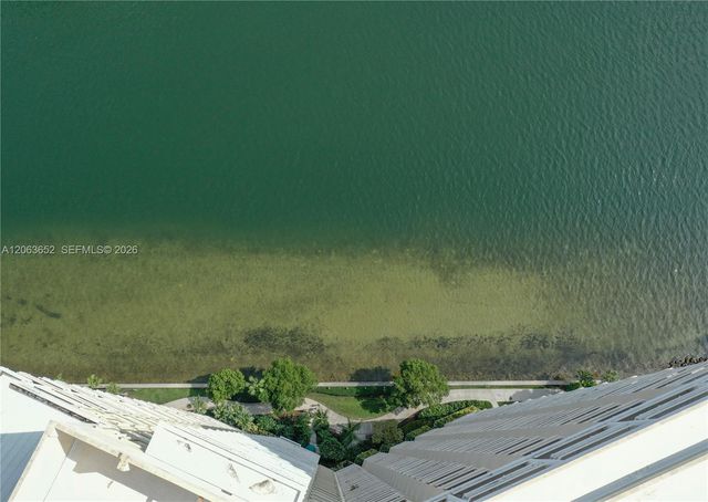 888 Brickell Key Drive 512, Miami, FL 33131
