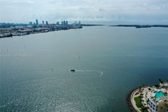 888 Brickell Key Drive 512, Miami, FL 33131