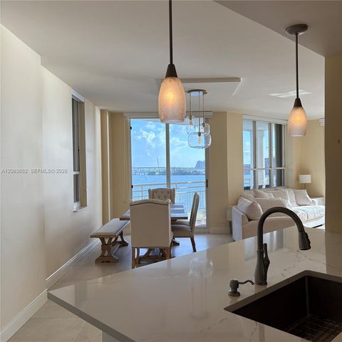 888 Brickell Key Drive 512, Miami, FL 33131