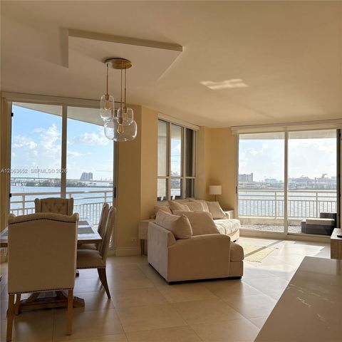 888 Brickell Key Drive 512, Miami, FL 33131