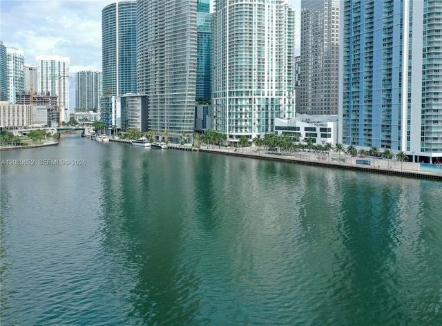 888 Brickell Key Drive 512, Miami, FL 33131