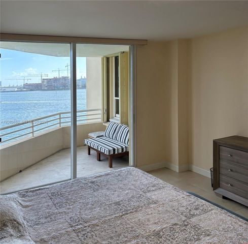 888 Brickell Key Drive 512, Miami, FL 33131