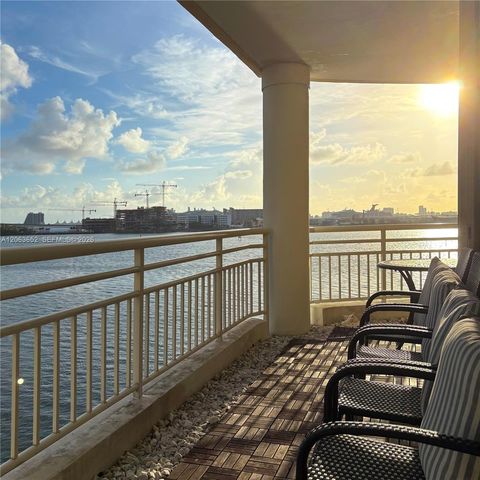 888 Brickell Key Drive 512, Miami, FL 33131