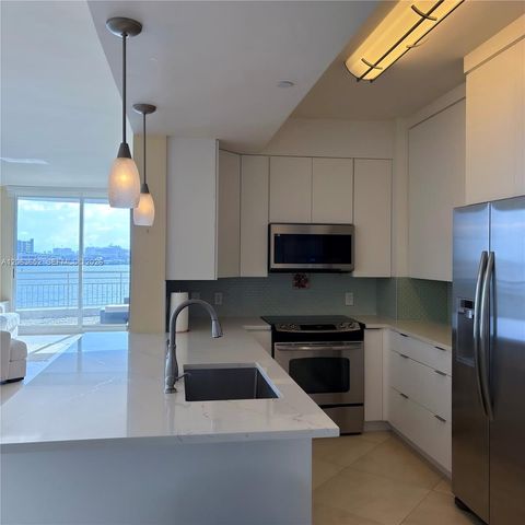 888 Brickell Key Drive 512, Miami, FL 33131