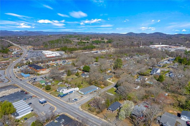 268 Ann Street, Pickens, SC 29671