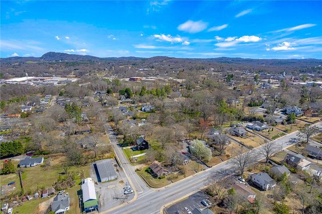 268 Ann Street, Pickens, SC 29671