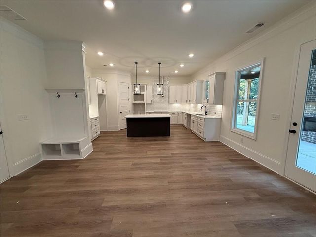 3229 TRADITIONS Way, Jefferson, GA 30549