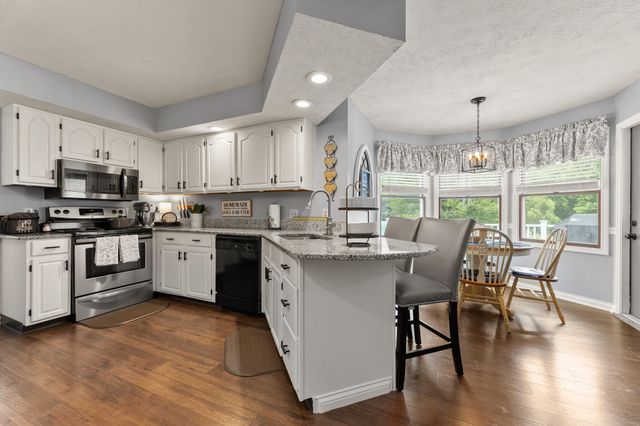 1084 Kingsgate Road 1084 Kingsgate Road, Springfield, OH 45503