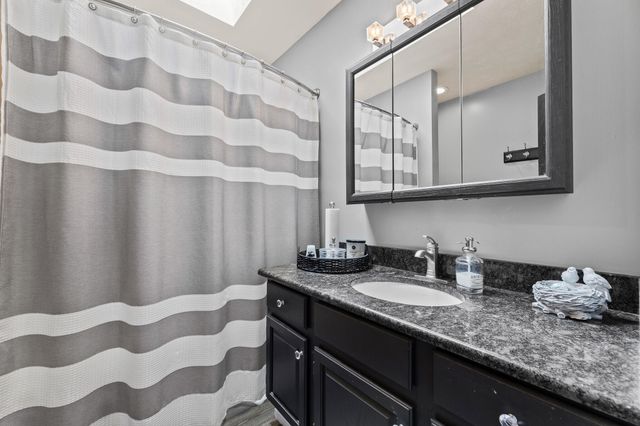 1084 Kingsgate Road 1084 Kingsgate Road, Springfield, OH 45503