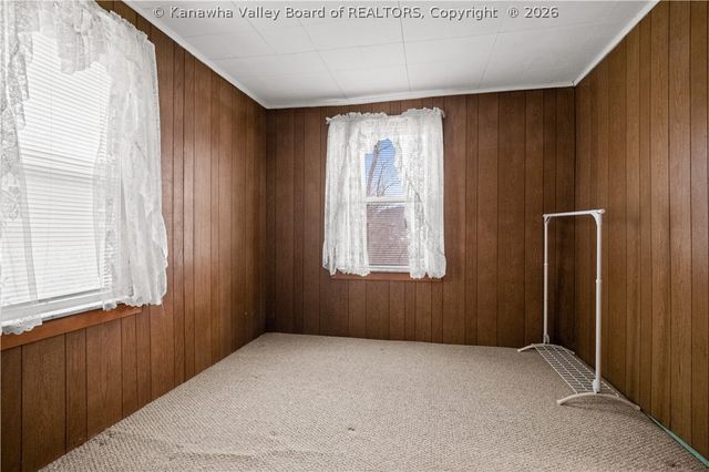 224 Easter Road, Nitro, WV 25143