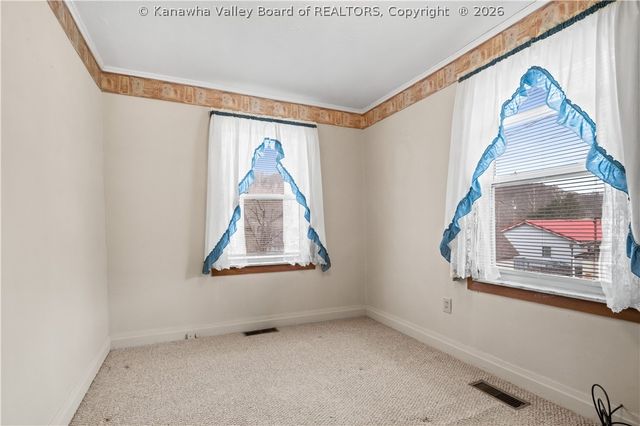 224 Easter Road, Nitro, WV 25143