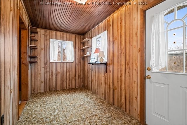 224 Easter Road, Nitro, WV 25143