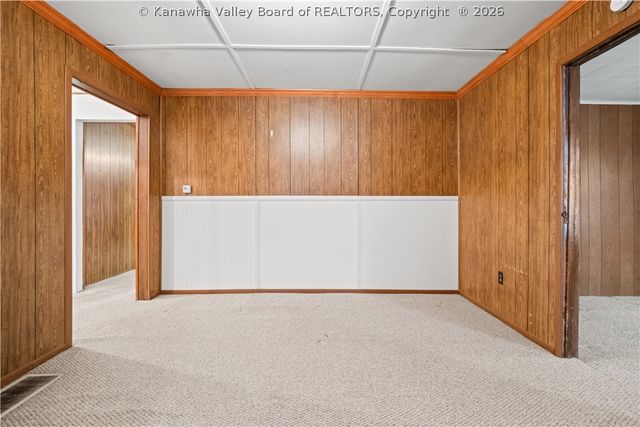 224 Easter Road, Nitro, WV 25143