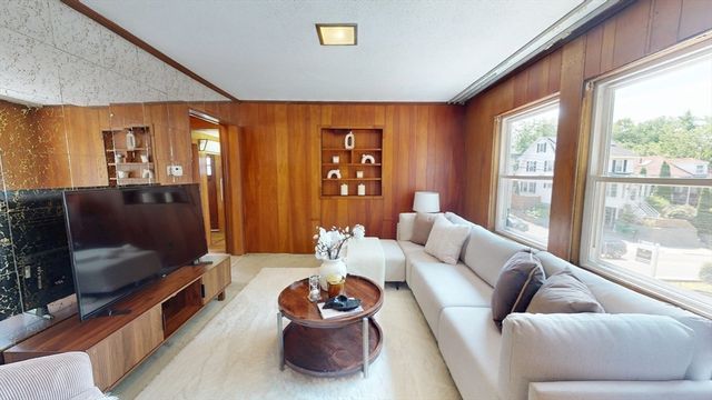 268 Fulton St, Medford, MA 02155
