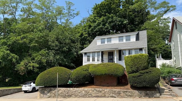 268 Fulton St, Medford, MA 02155