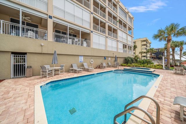 2 15TH AVENUE 304, Indian Rocks Beach, FL 33785