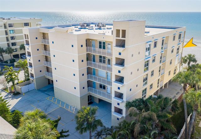 2 15TH AVENUE 304, Indian Rocks Beach, FL 33785