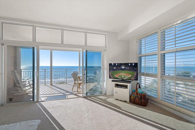 2 15TH AVENUE 304, Indian Rocks Beach, FL 33785