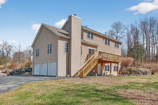 5 Autumn Ridge Way, Newburgh, NY 12550