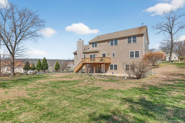 5 Autumn Ridge Way, Newburgh, NY 12550