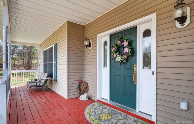 5 Autumn Ridge Way, Newburgh, NY 12550