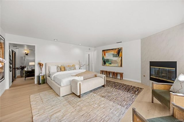 673 S Mentor Avenue, Pasadena, CA 91106