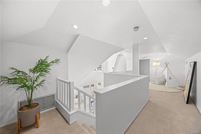 673 S Mentor Avenue, Pasadena, CA 91106