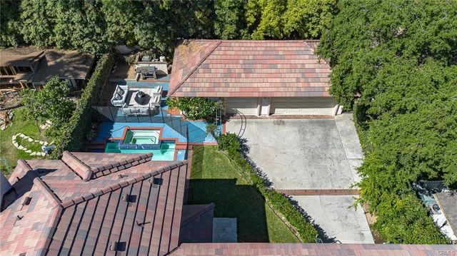 673 S Mentor Avenue, Pasadena, CA 91106