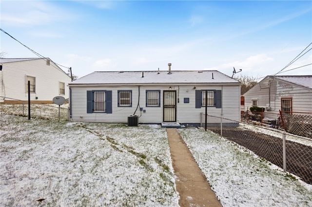 1215 Philadelphia Drive, Dayton, OH 45406