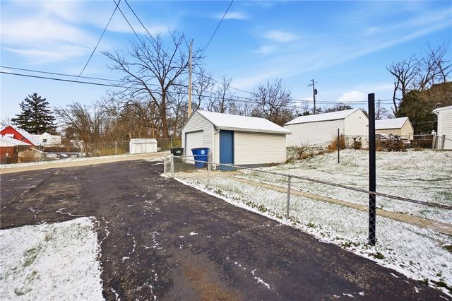 1215 Philadelphia Drive, Dayton, OH 45406