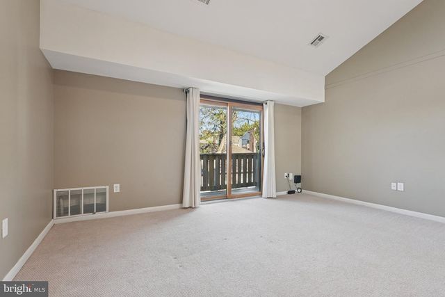 1608 RAVENS CREST DR, Plainsboro, NJ 08536