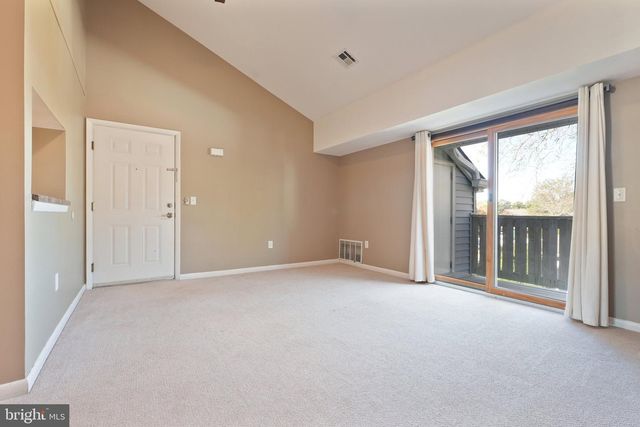 1608 RAVENS CREST DR, Plainsboro, NJ 08536